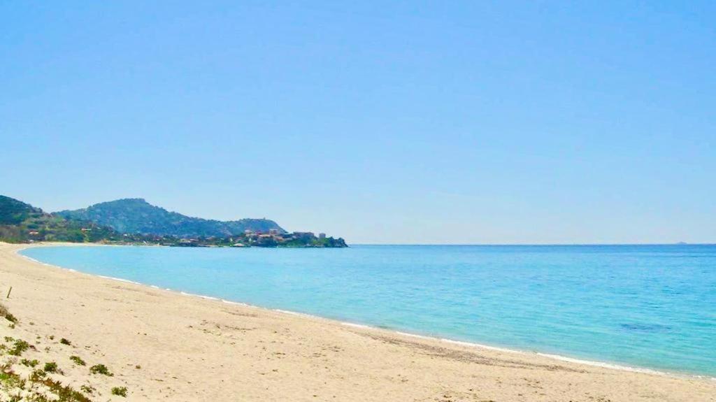 Beachfront House Geremeas Sardegna Apartment Exterior foto